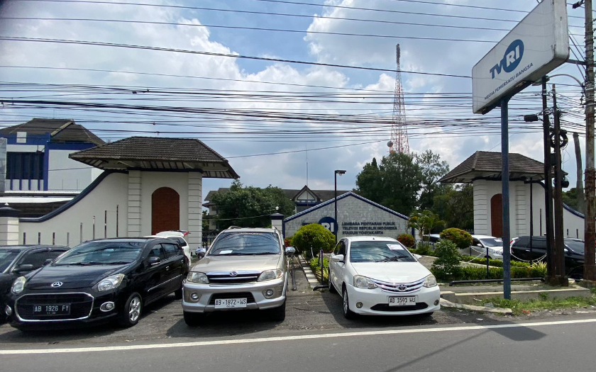 Kunjungi Bursa Mobil Bekas TVRI Yogyakarta, Ternyata Begini Keadaannya Sekarang!