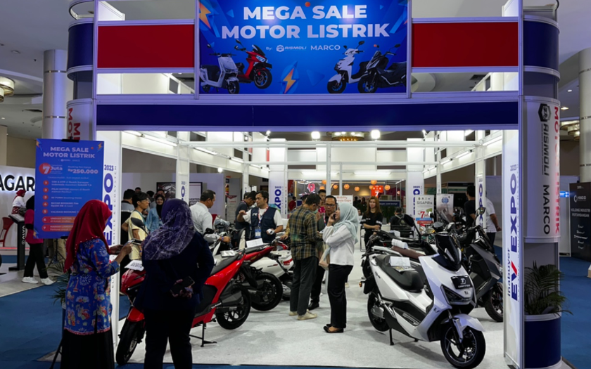 Ribuan Motor Listrik Nganggur di Gudang, Masyarakat Tunggu Kepastian Subsidi?