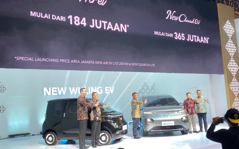 Wuling Air EV dan Cloud EV Kena Improvement di IIMS 2025, Tampil Lebih Segar dan Fungsional 