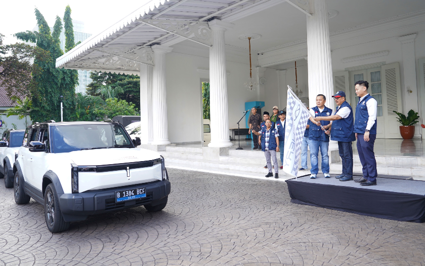 Belasan Mobil Chery Geruduk Waduk Karian di Lebak, Banten. Ada apa?