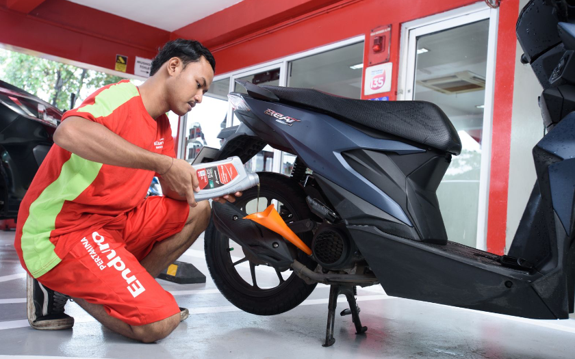 Jangan Sampai Ketipu, Begini 4 Cara Jitu Bedakan Oli Asli dan Palsu Pertamina