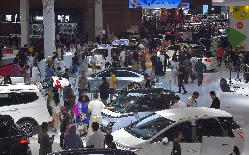 Mobil Listrik Wuling Masih Diminati, Terbukti SPK Masih Mendominasi Penjualan di IIMS 2025