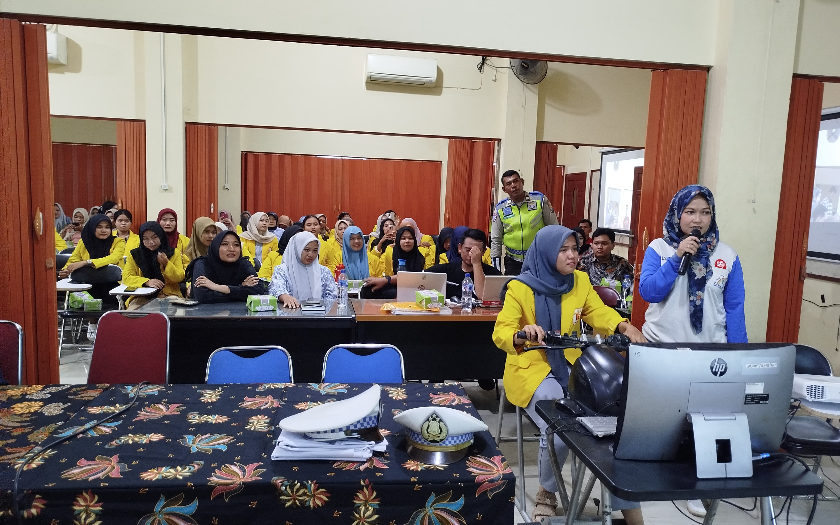 Momen Hari Kartini, AHM Ajak 1.680 Perempuan Cantik Tampil Pede Saat Riding