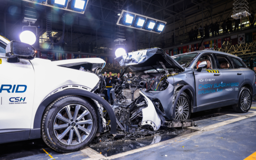 Tes Chery Tiggo 9 CSH Sengaja Ditabrak Sampai Remuk, Hasilnya Mengejutkan