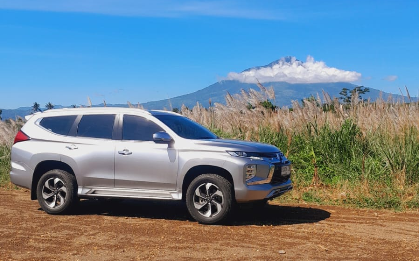 Ini Alasan Tetap Asyik Nyetir Mitsubishi New Pajero Sport, Walaupun Silahturahmi ke Kampung Orang Gara-Gara Petunjuk Maps 
