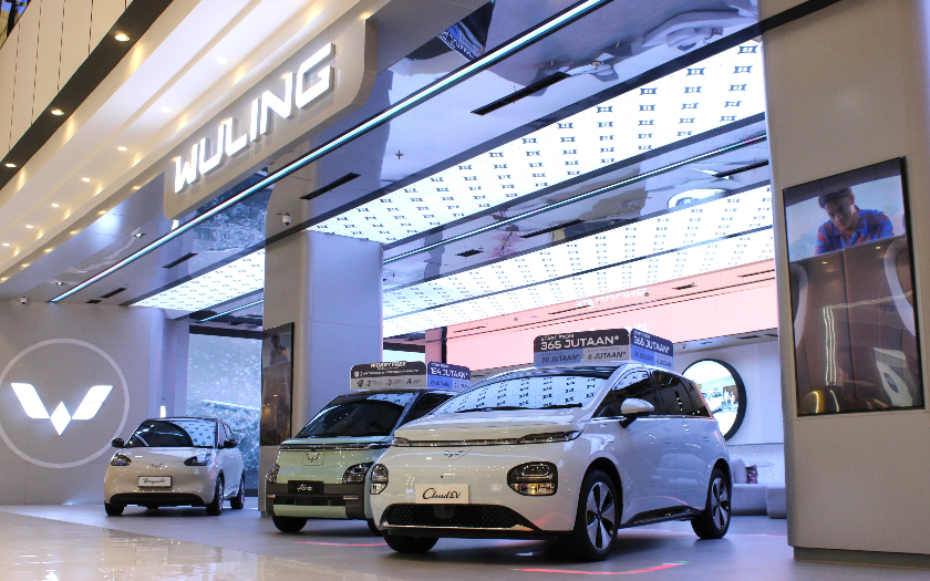 Baru Nih, Wuling Bikin Konsep Showroom di Mall Pertama, Ada di AEON Mall Cikarang Pusat