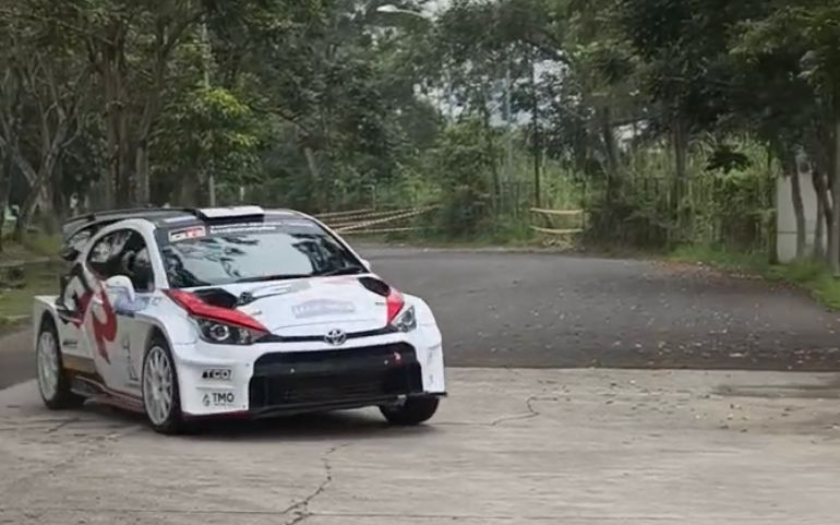 Galery Foto Kejurnas Sprint Rally Putaran 2 Bandung, Toyota GR Yaris AP4 vs Ford Fiesta Rally3