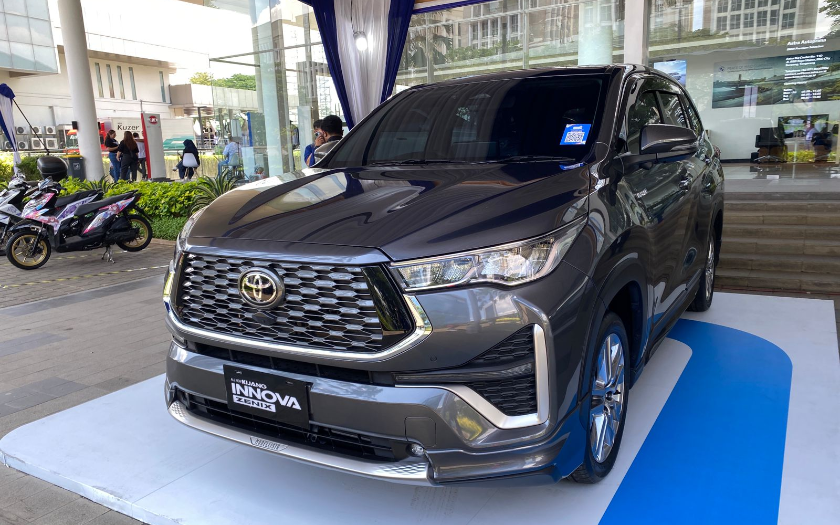 Cuma di Acara Ini, Lelang Mobil Baru Toyota Innova Zenix Hybrid Tipe Q Buka Harga Rp 300 Juta