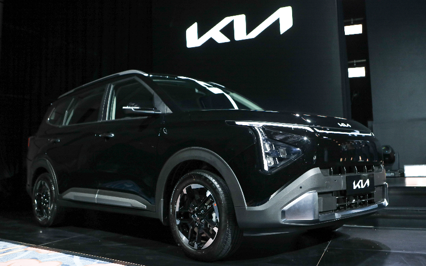 Harga Masih Rahasia, Kia Hadirkan Generasi Terbaru Carens untuk Pasar Indonesia