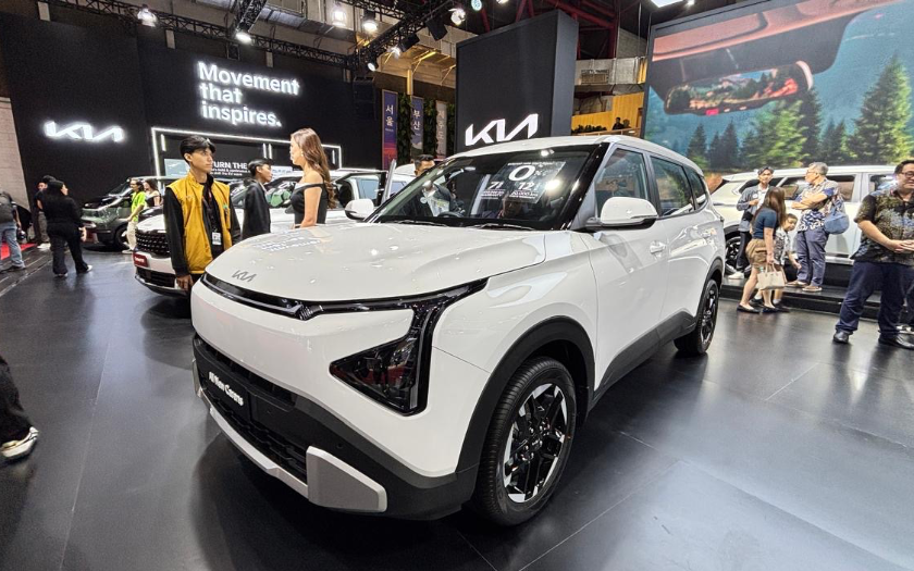 Diambil Alih Prinsipal, All New Kia Carens Dijual Mulai Rp 300 Jutaan