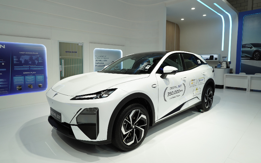 Ganteng Maksimal, Deepal S07, Mobil Listrik SUV Premium Dengan Seabrek Fitur