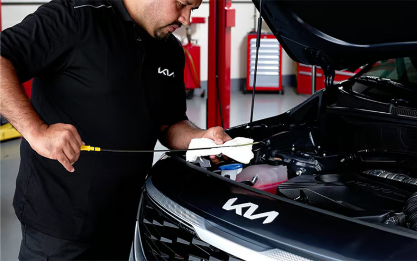 Promo Kia, Gratis Pengecekan Komponen dan Oli buat Sonet, Carens dan Carnival Diesel