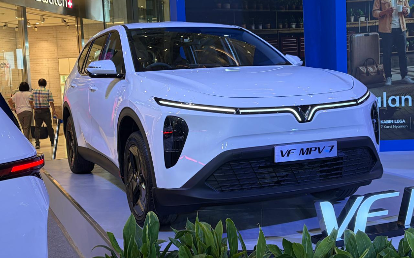 VinFast VF MPV 7 Resmi Dirakit di Subang, TKDN 40%, Harga Mulai Rp 345 Juta