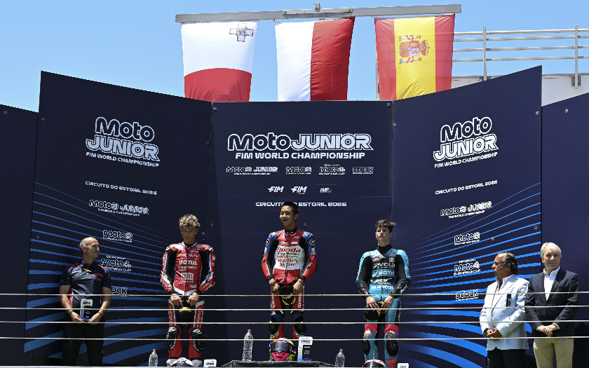 Aksi Memukau Muhammad Kiandra Ramadhipa Raih Juara Moto3 Junior World Championship