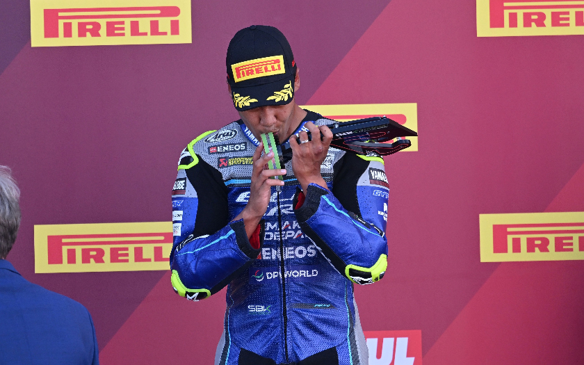 Aksi Ciamik, Aldi Satya Mahendra Naik Podium di WSSP Misano