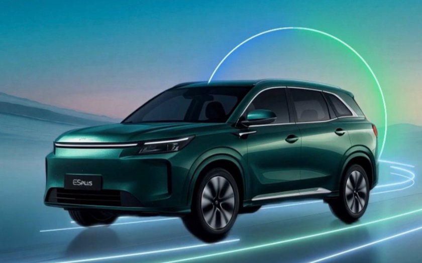 DFSK E5 Plus Buka Pre-booking di GIIAS 2026, Dapatkan Benefit Hingga Rp 80 Juta
