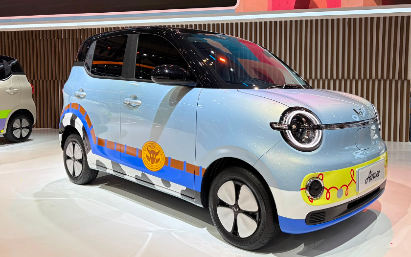 Hanya di GIIAS 2026, Ada Woody, Buzz Lightyear, Jessie di Wuling Aira ev 
