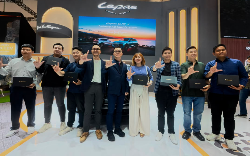 Akhirnya, LEPAS Indonesia Serahkan Unit L8 Perdana ke Konsumen di GIIAS 2026