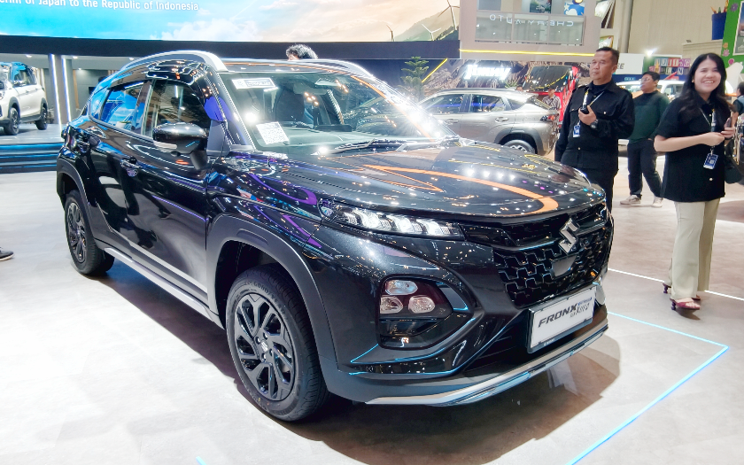 Bedah Suzuki Fronx SGX Hybrid Kuro, Compact SUV 5-Seater Sporty Rp 300 Jutaan di GIIAS 2026