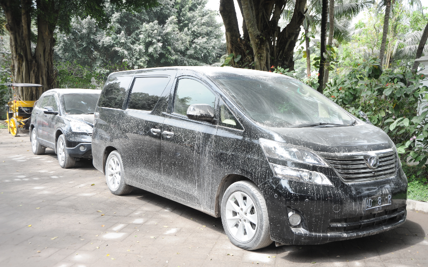 Bahaya Abu Vulkanik Gunung Berapi untuk Mobil Hybrid, Ini Cara Lengkap Mencegah Dampak Buruknya