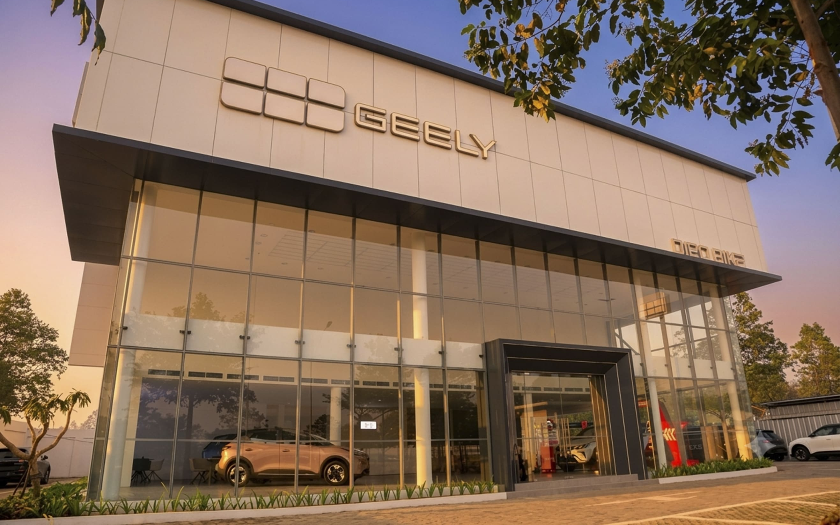 Geely Tambah Dealer di PIK 2 dan  Bekasi, Jaringan Nasional Tembus 49 Dealer