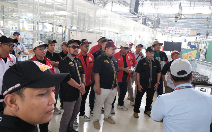 Saat Komunitas Berbagi Cerita dan Pengalaman, Mengintip Perakitan Mesin Daihatsu