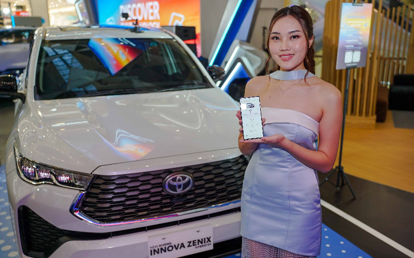 Mengenal Fitur T Intouch with Toyota Remote di Kijang Innova Zenix Hybrid Terbaru